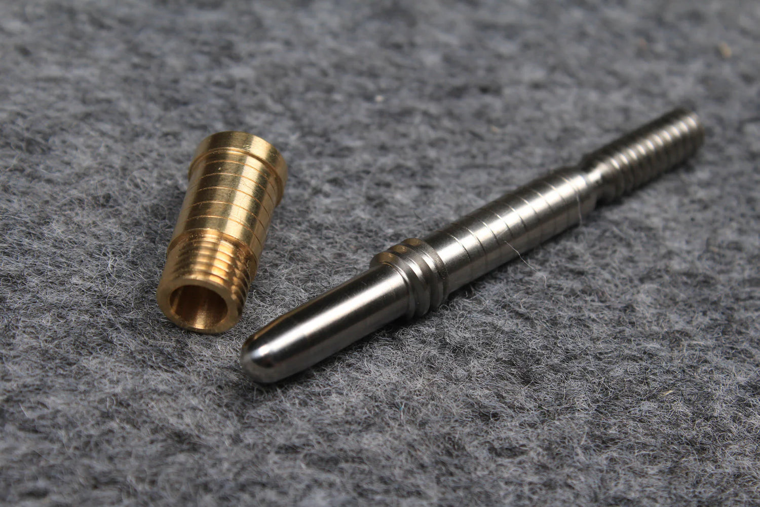joint pin & brass insert- uniloc